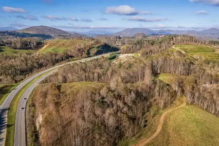 Trzydzieści kilometrów autostrady: ŘSD obiecuje, że odcinek południowy M3 zostanie otwarty przed Świętami Bożego Narodzenia.
